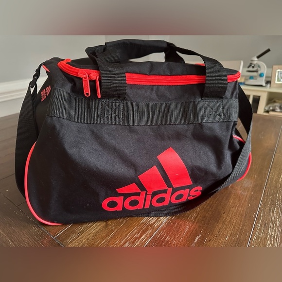 Adidas duffle bag - Picture 12 of 12
